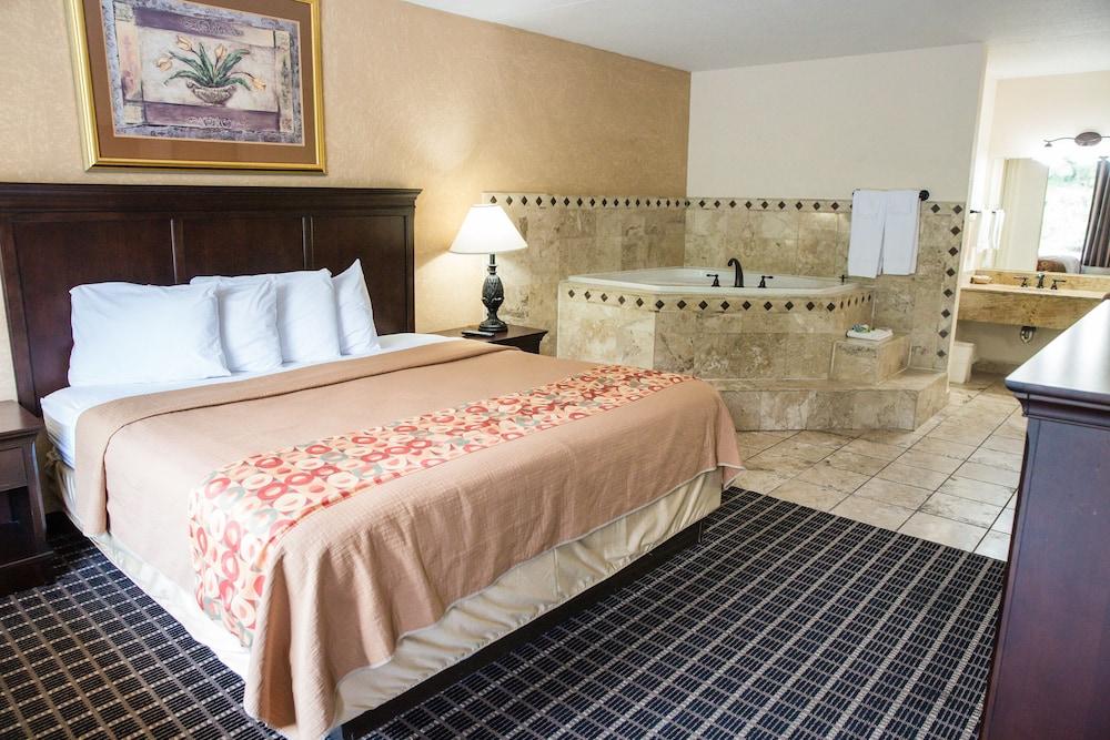 Florence Express Inn Екстер'єр фото