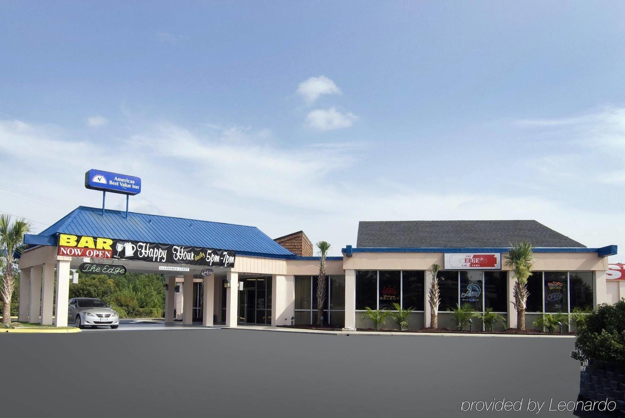 Florence Express Inn Екстер'єр фото